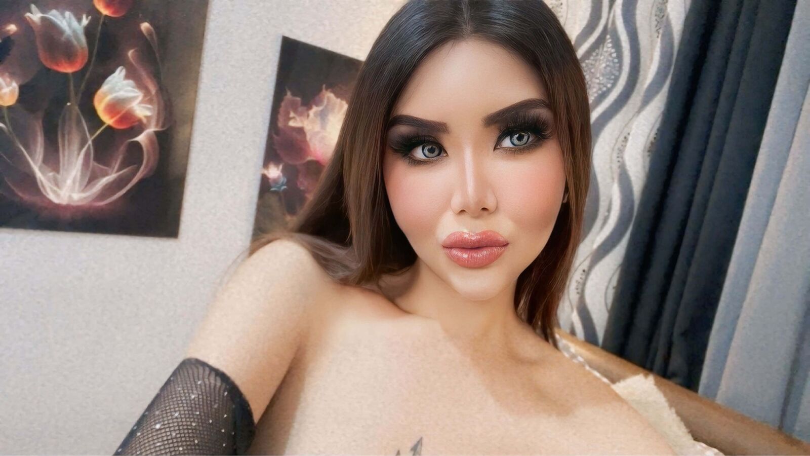 Webcam Nude Show