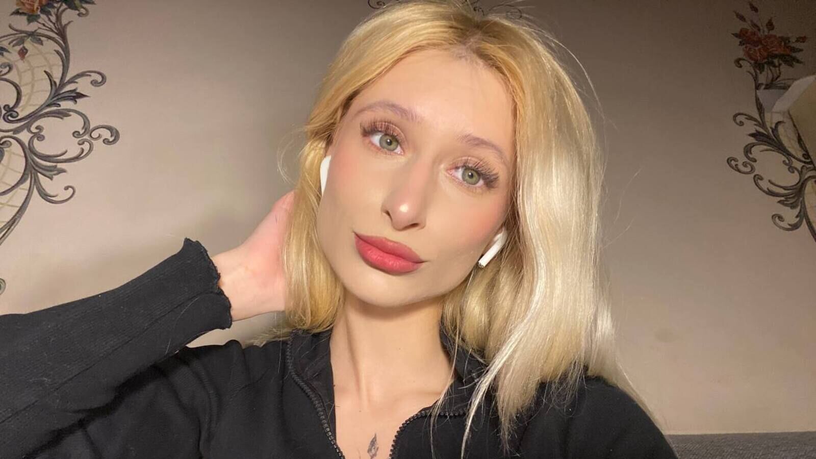 Webcam Nude Show