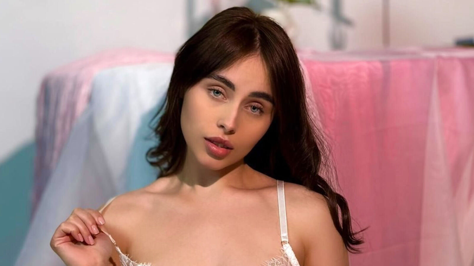 Webcam Nude Show